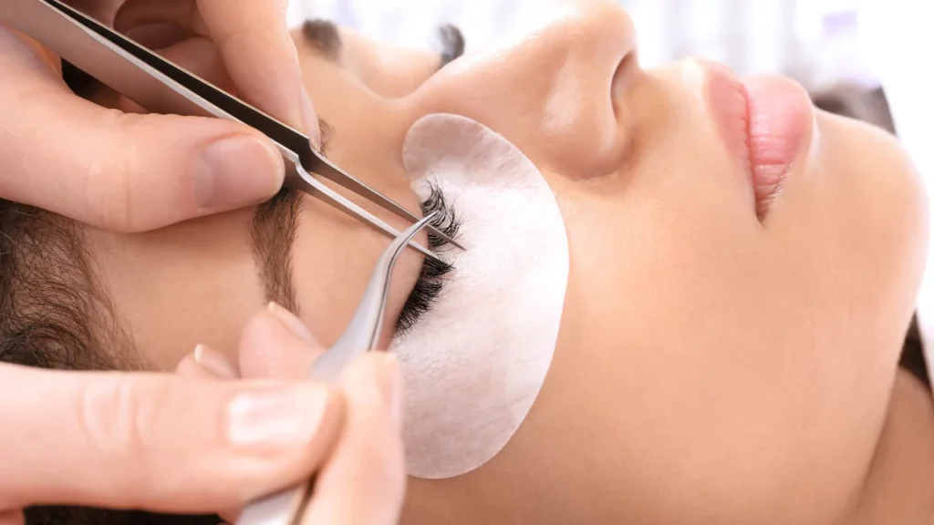 Beginner Lash Extension Guide